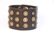 Load image into Gallery viewer, BellasOriginal Bracelets Wide Vintage Dark Brown leather bracelet with rivets
